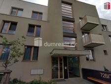 Prodej bytu 2+kk, 30m<sup>2</sup>, Praha - Maleice, Mlzerova, 5.800.000,- K