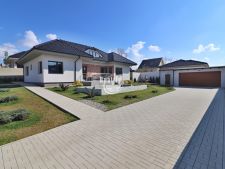 Prodej rodinnho domu, 788m<sup>2</sup>, Mlnk, Zemdlsk, 15.960.000,- K