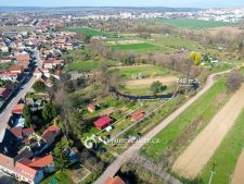 Prodej zahrady, 761m<sup>2</sup>, Znojmo - Oblekovice, 2.700.000,- K