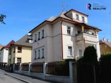 Prodej rodinnho domu, 271m<sup>2</sup>, Karlovy Vary - Bohatice, S. K. Neumanna, 8.700.000,- K