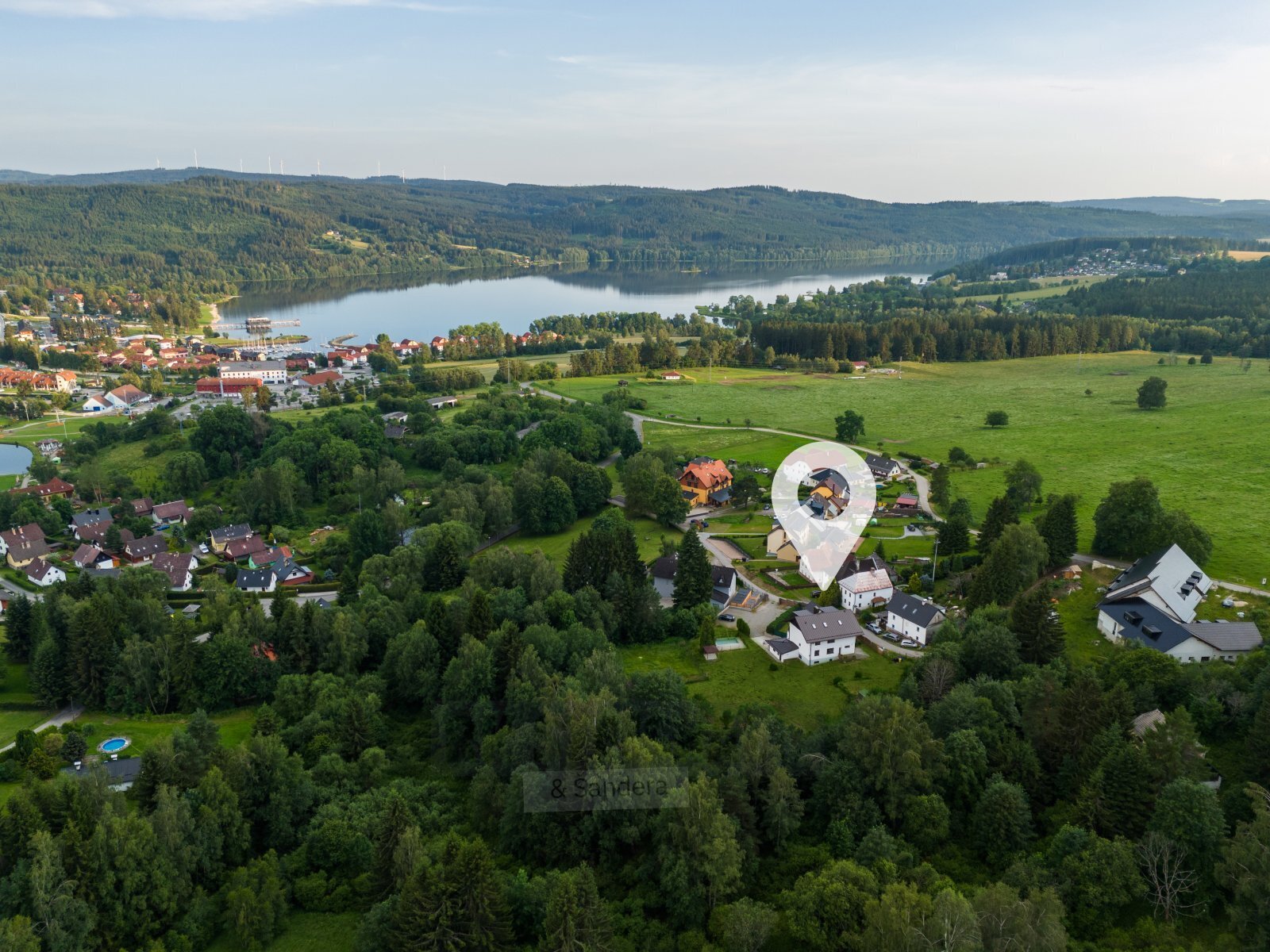 dům Slupečná 27 - umístění DJI_20240628202050_0621_D.jpg
