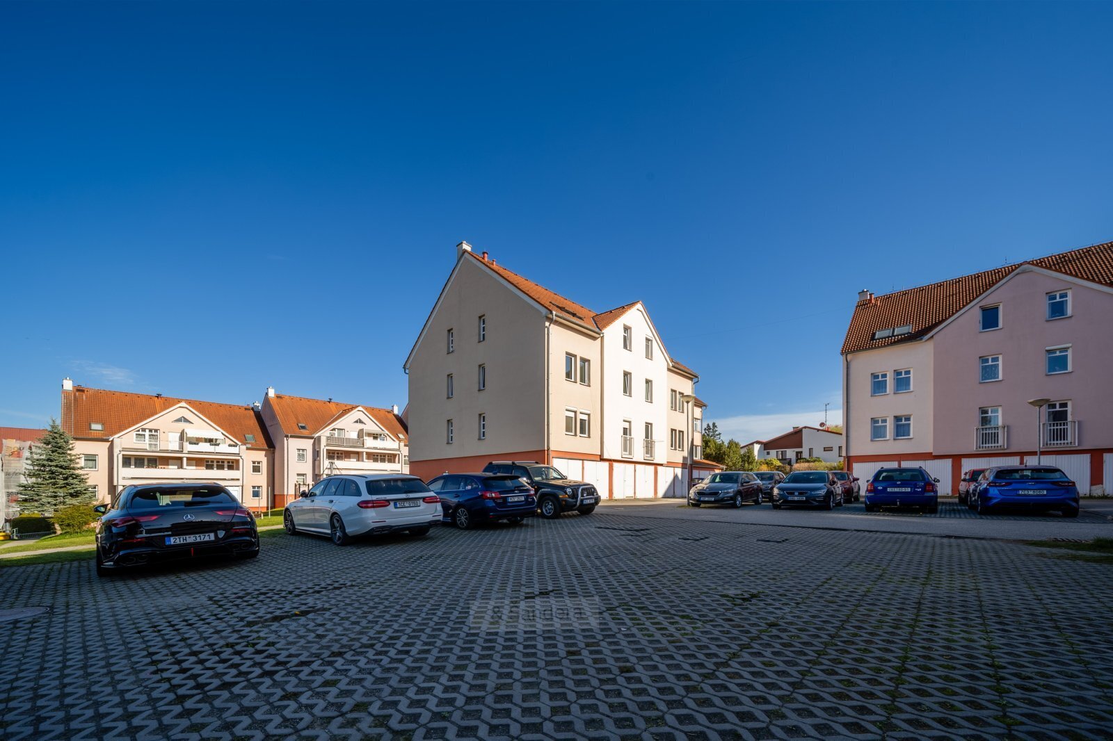 6O6A2338-HDR.jpg