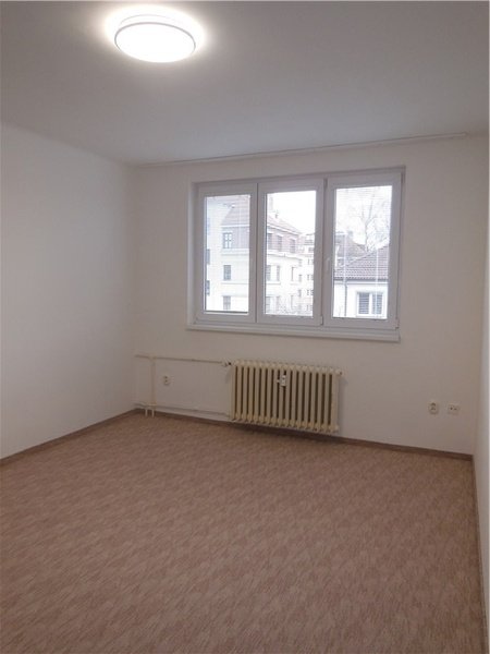 1920x1920-k4ee1-78c98-pronajem-rekonstruovaneho-zd