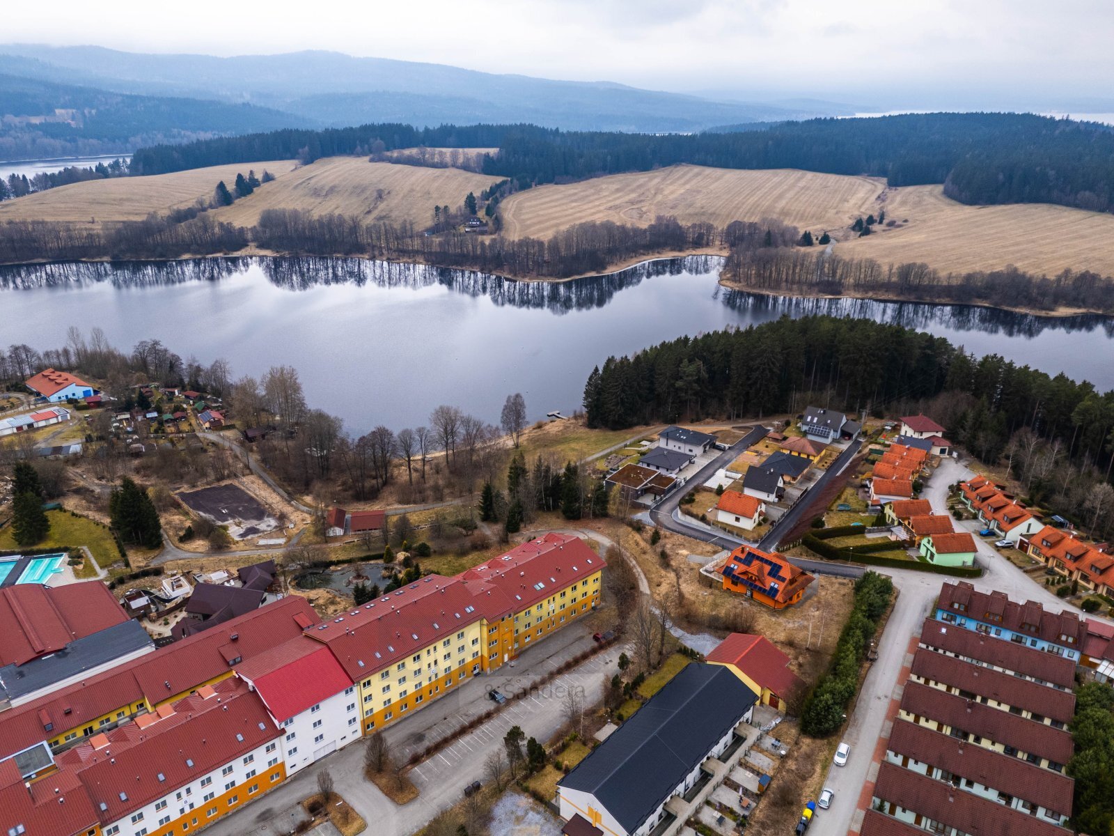 DJI_20250324113829_0001_D.jpg