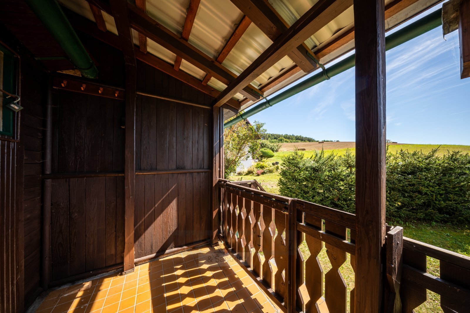 DSC03801-HDR.jpg