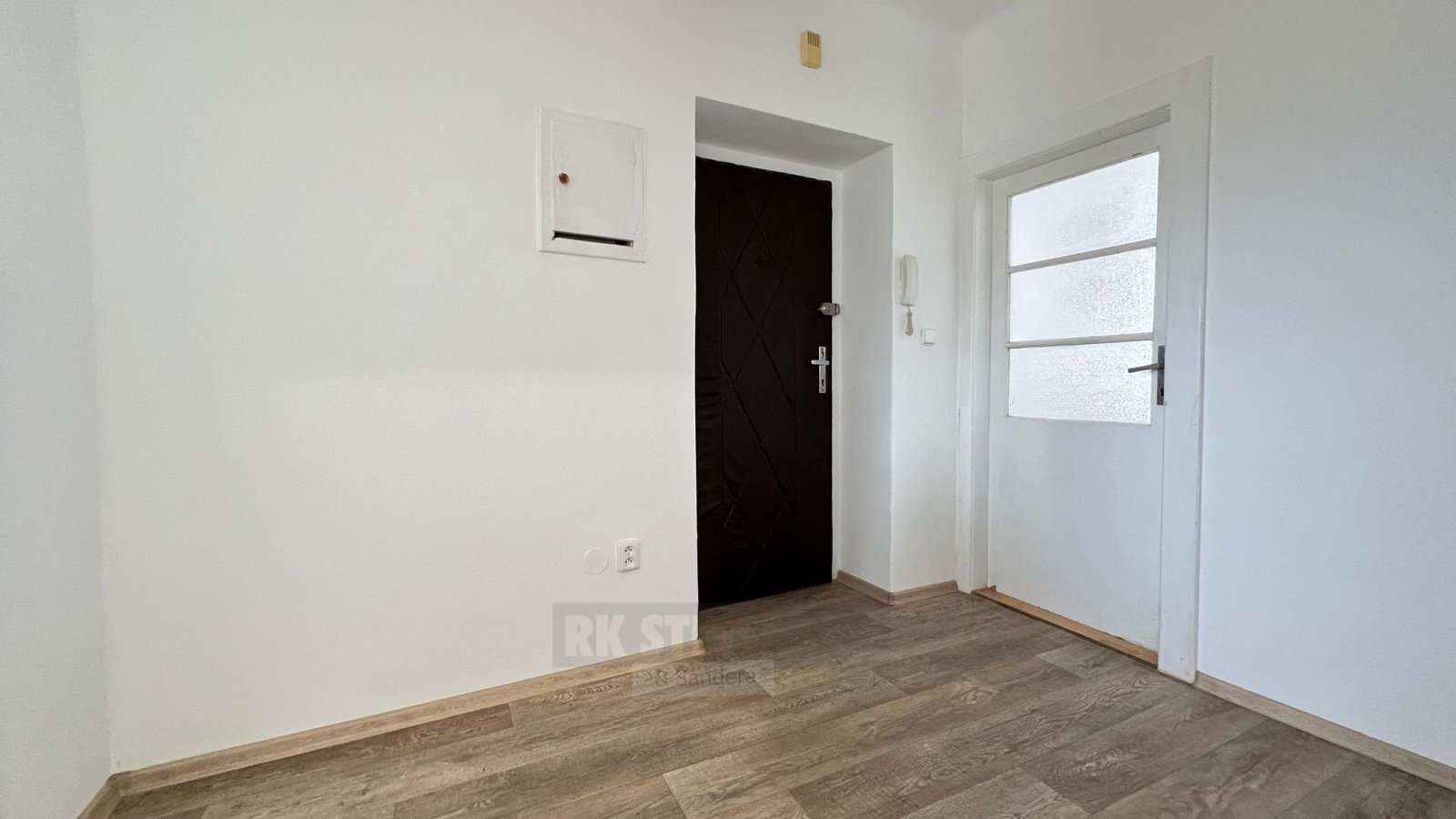 WhatsApp Image 2026-04-09 at 16.40.25 (2).jpeg