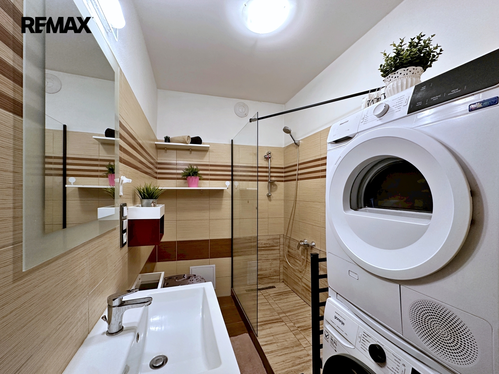 Koupelna spodní patro