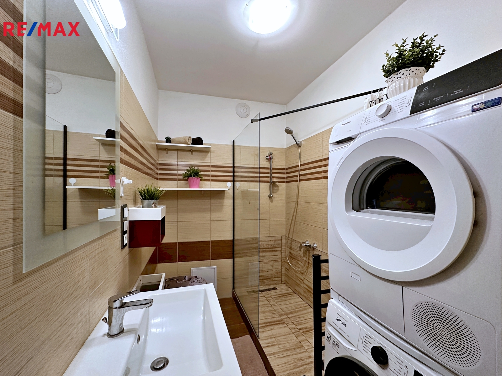 Koupelna spodní patro