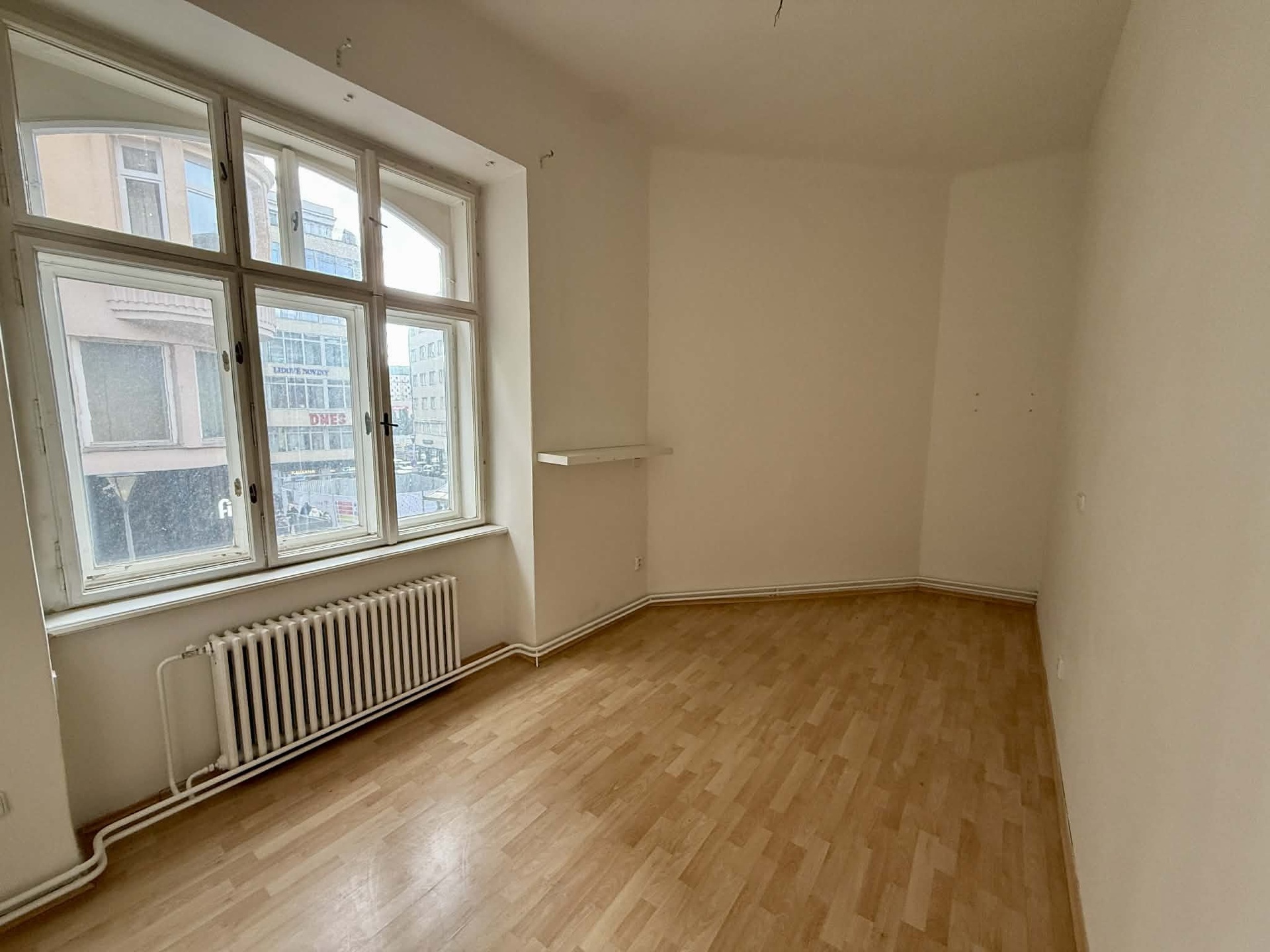 5b067deb-8913-44bf-b6ac-1dcc97d317b0