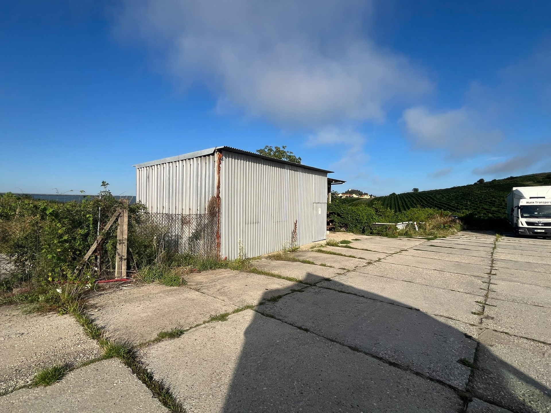 064060de-dd21-425a-a9e4-57a6cf9c3d2d