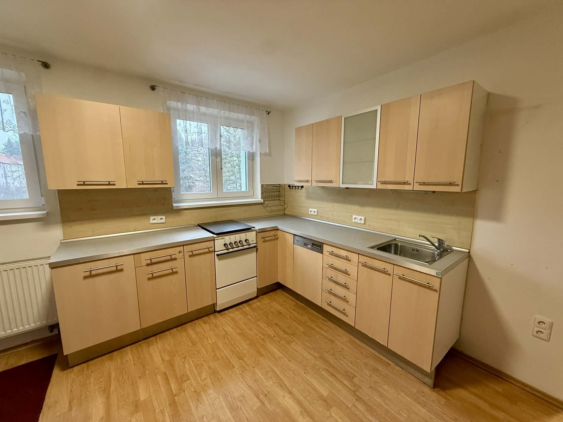 920c8996-8b45-47c9-b24f-7622c2e68408