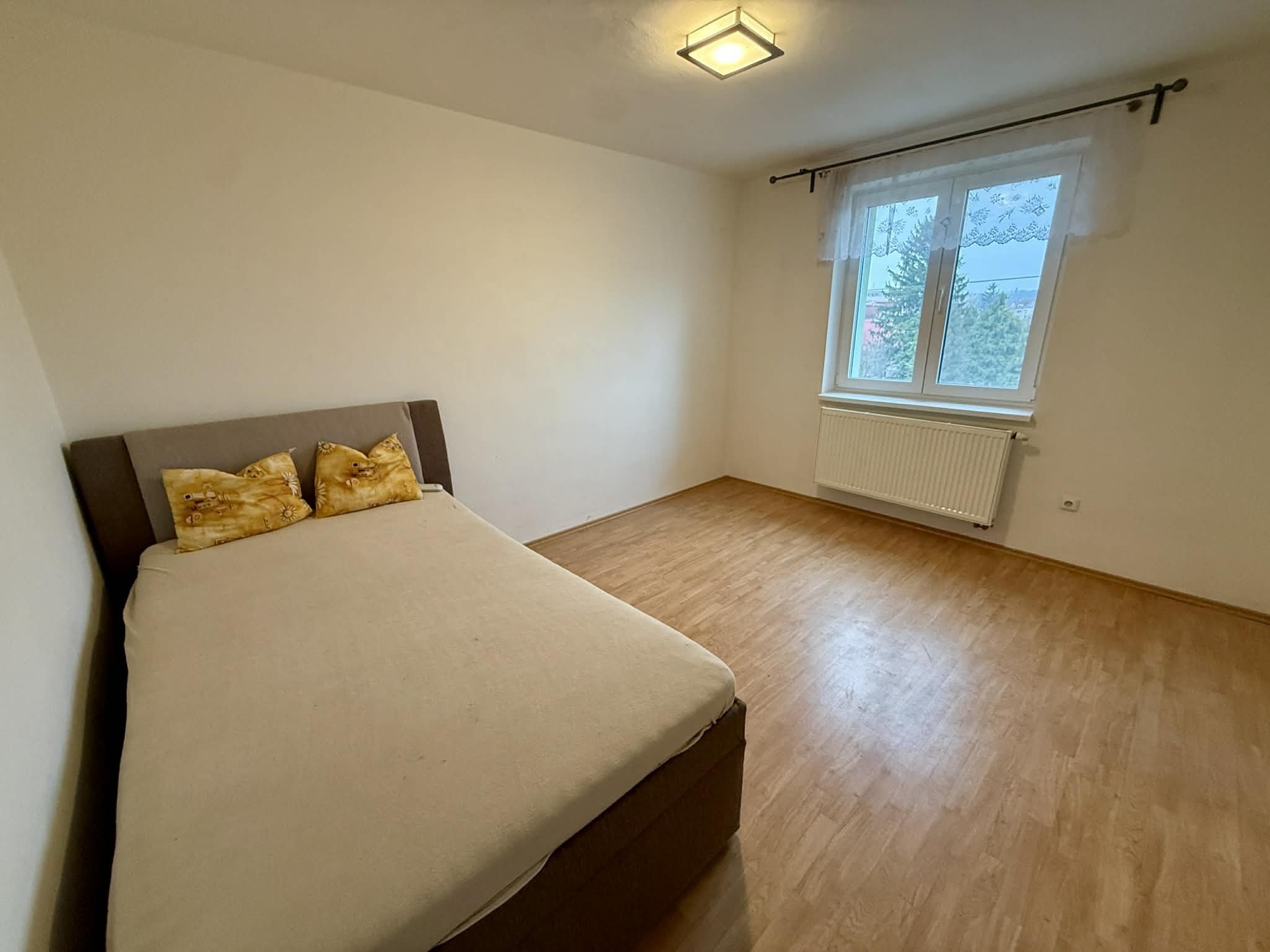 d9ca5e54-f65b-41f3-b76e-3e9e2661ed2c