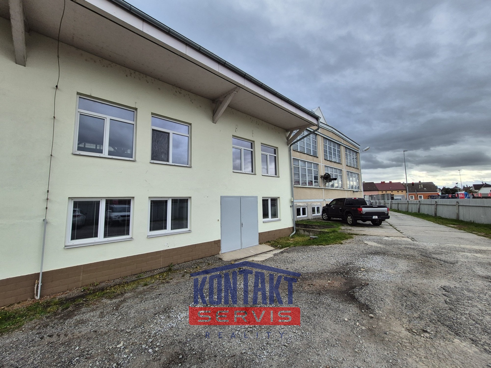 20251030_100620_resized