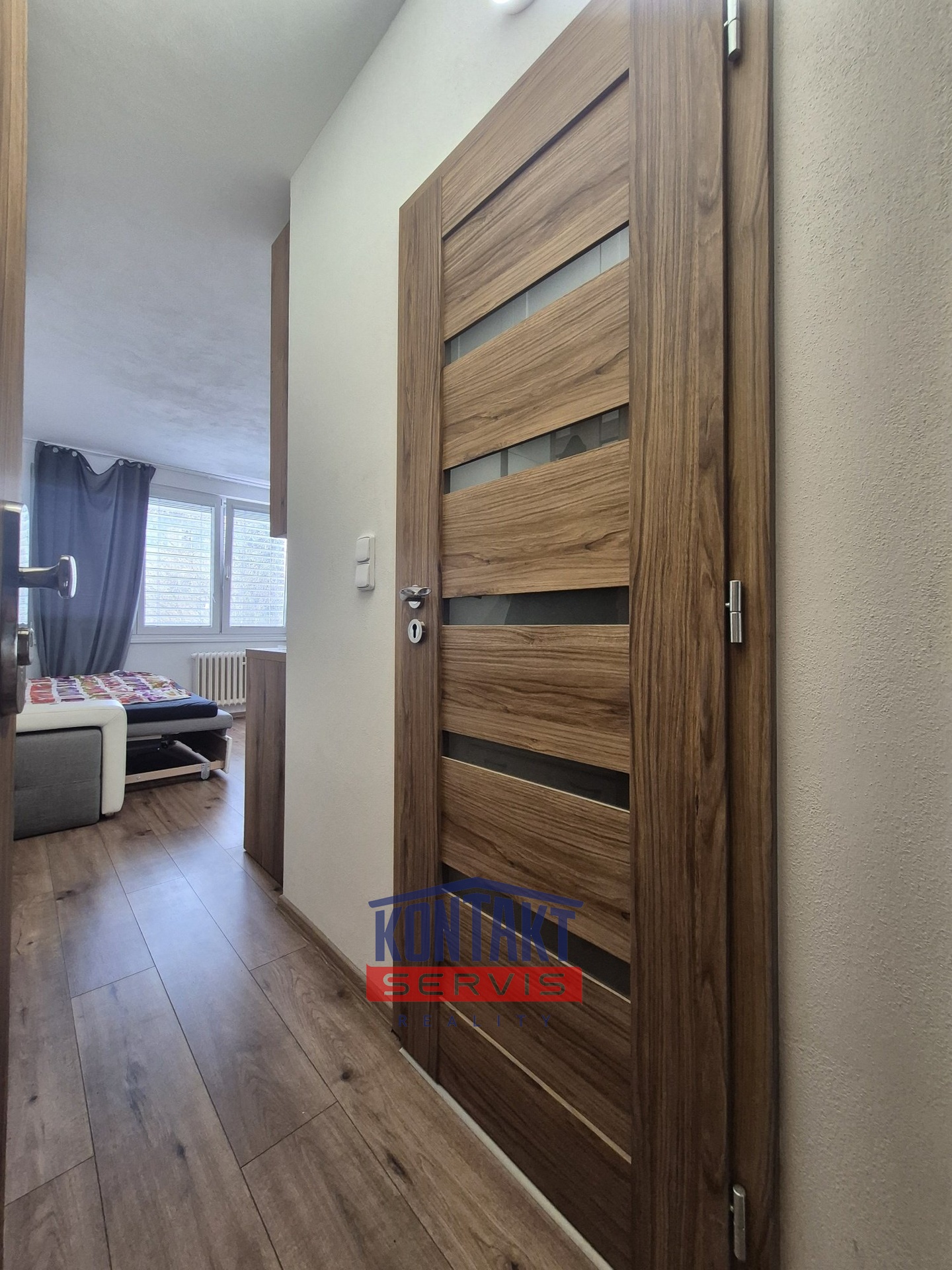 20260310_110649_resized