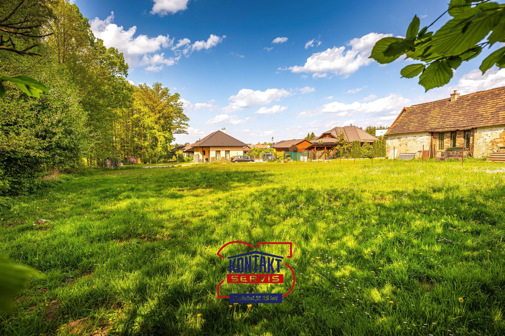 25-05-03 Srubec Na Štětkách Pozemek Foto_03