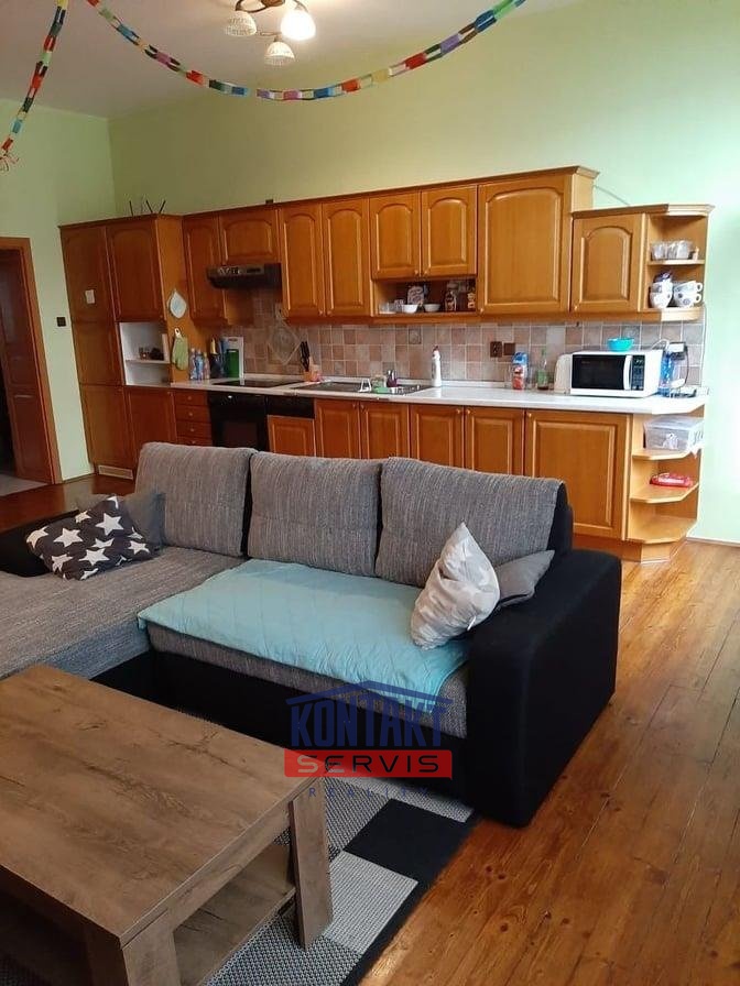 241124275_1279801035800355_3343117558047694086_n.j