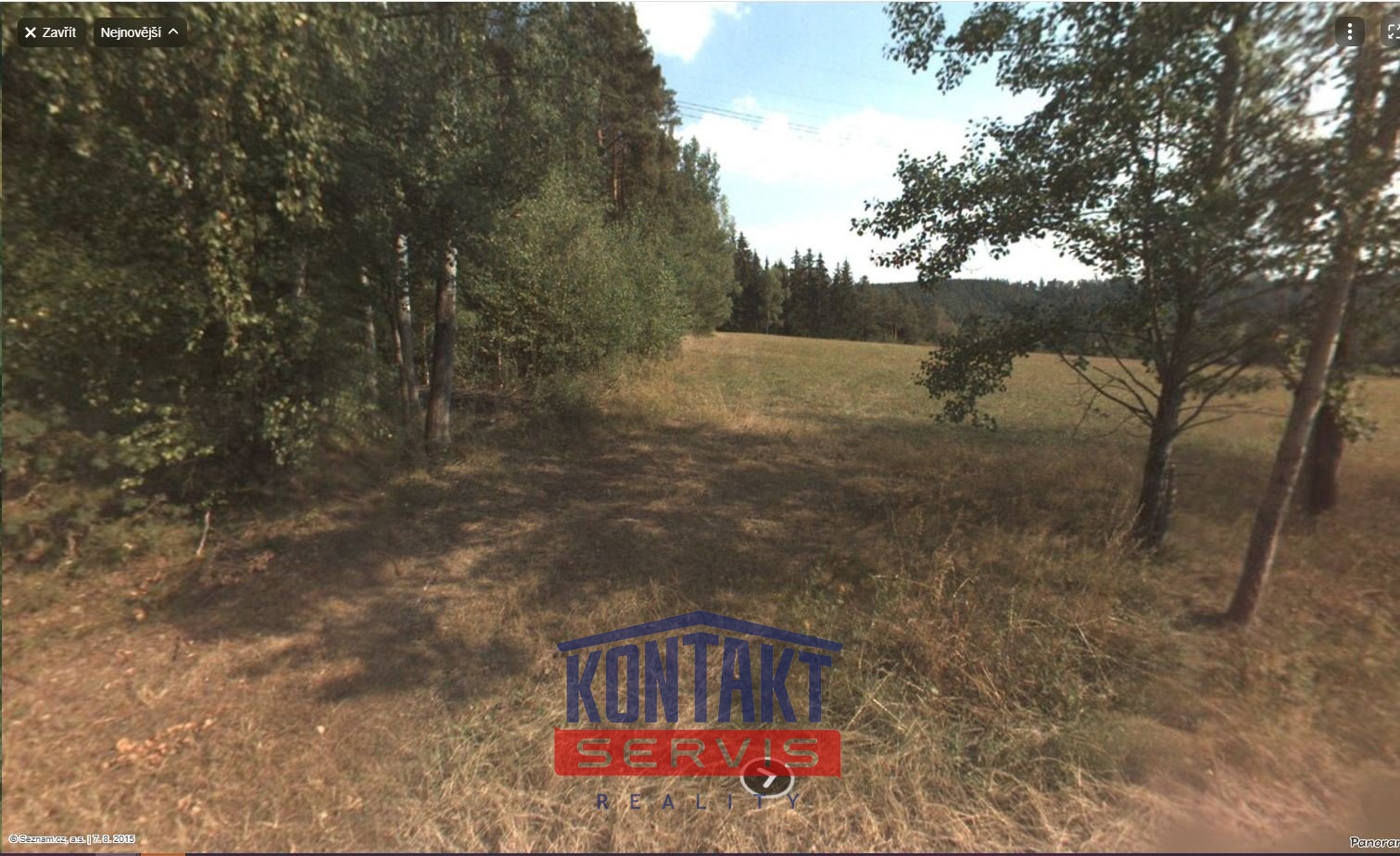 Pohled na pozemek