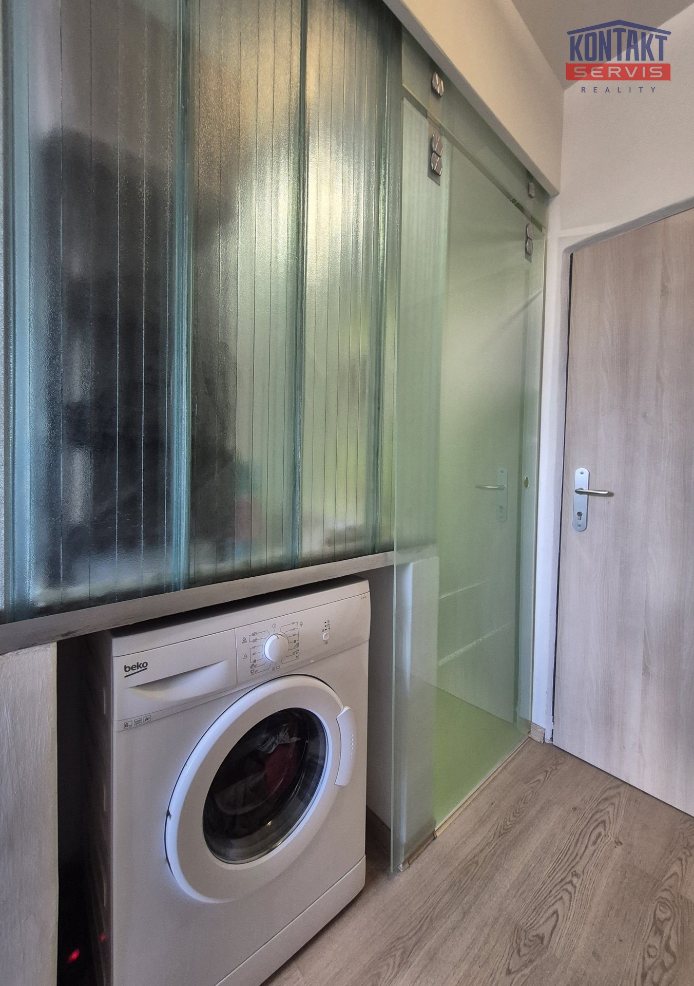 20260224_140506_resized