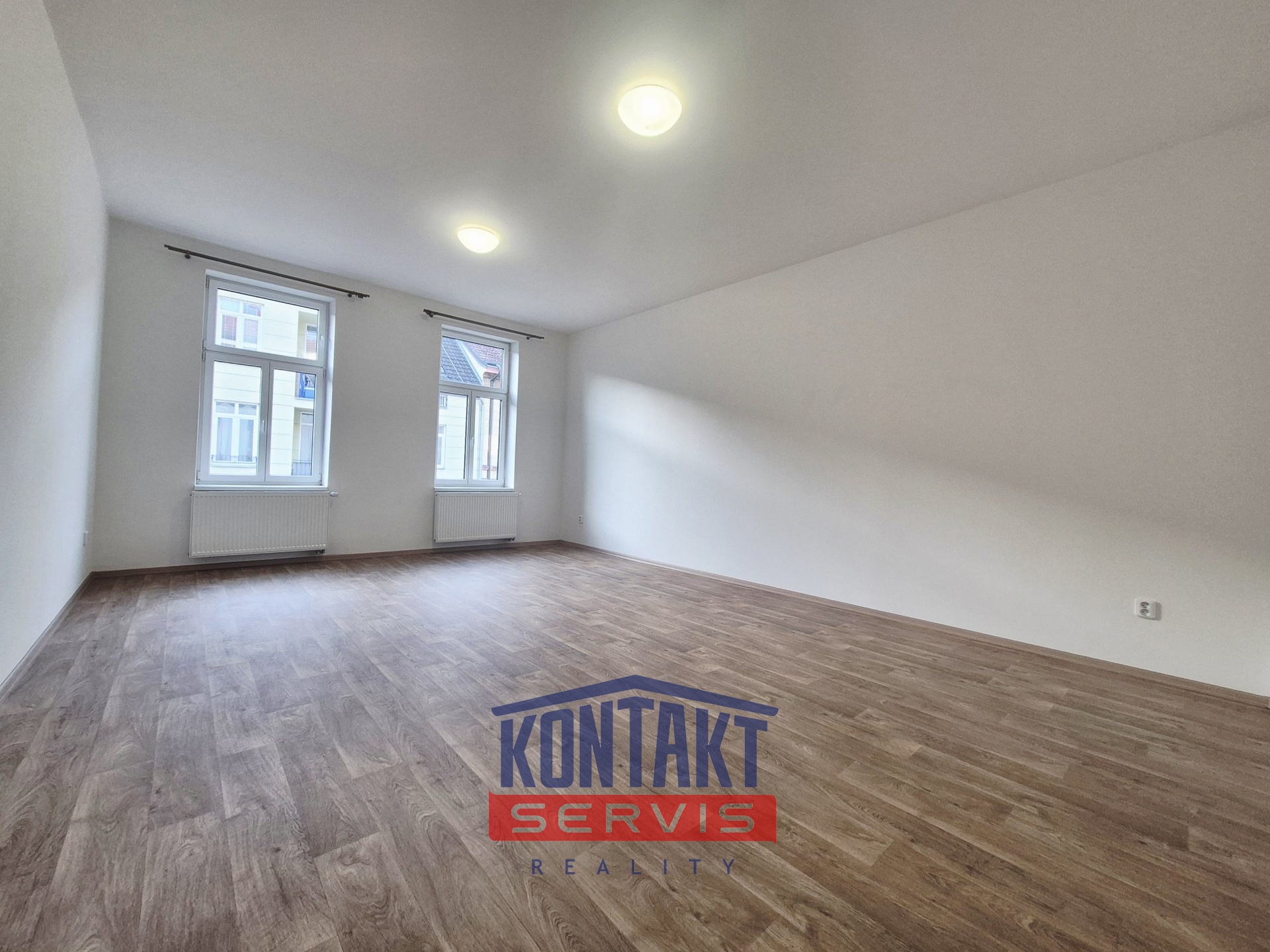 20260303_162831_resized