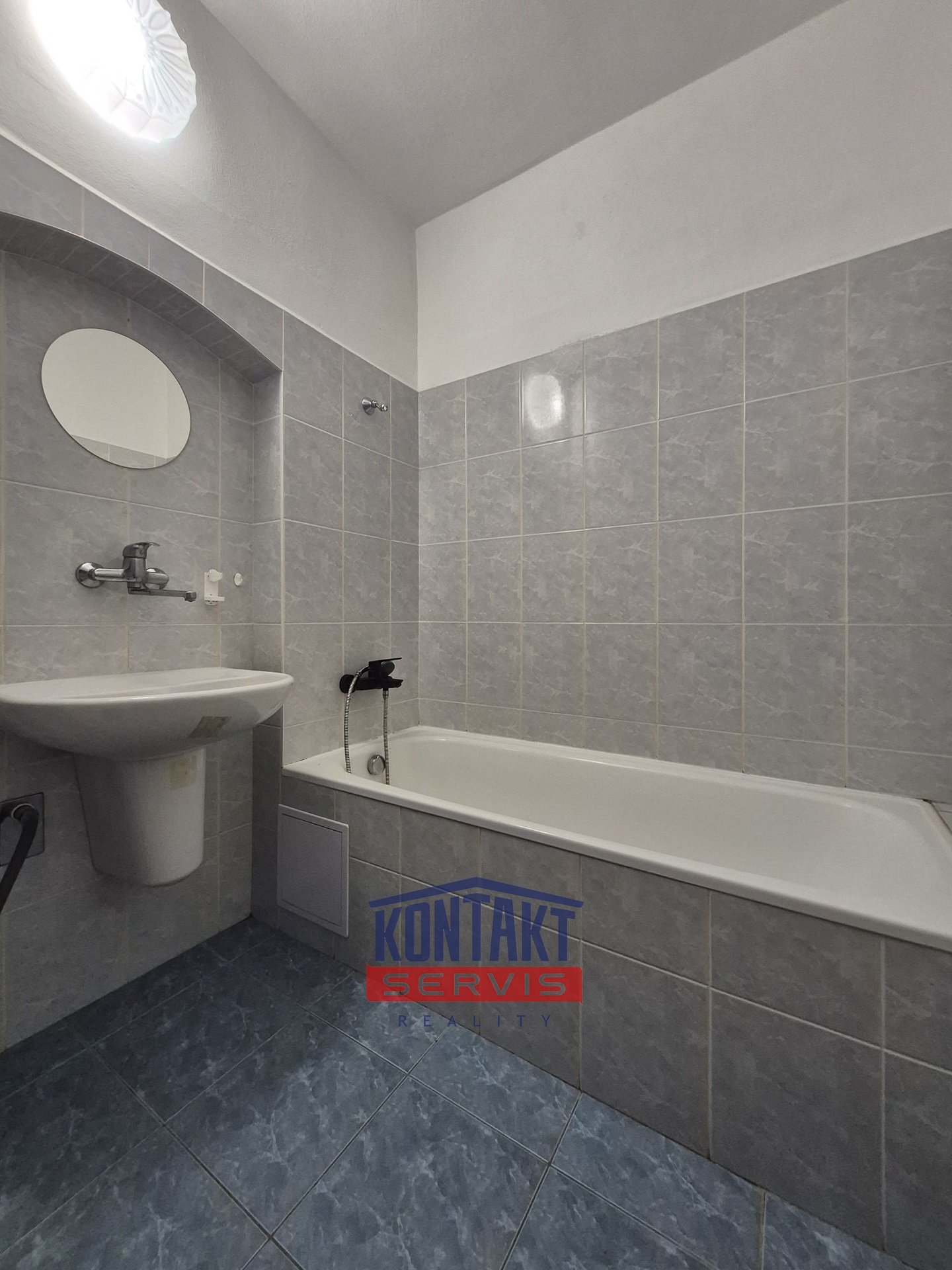 20251031_161747_resized