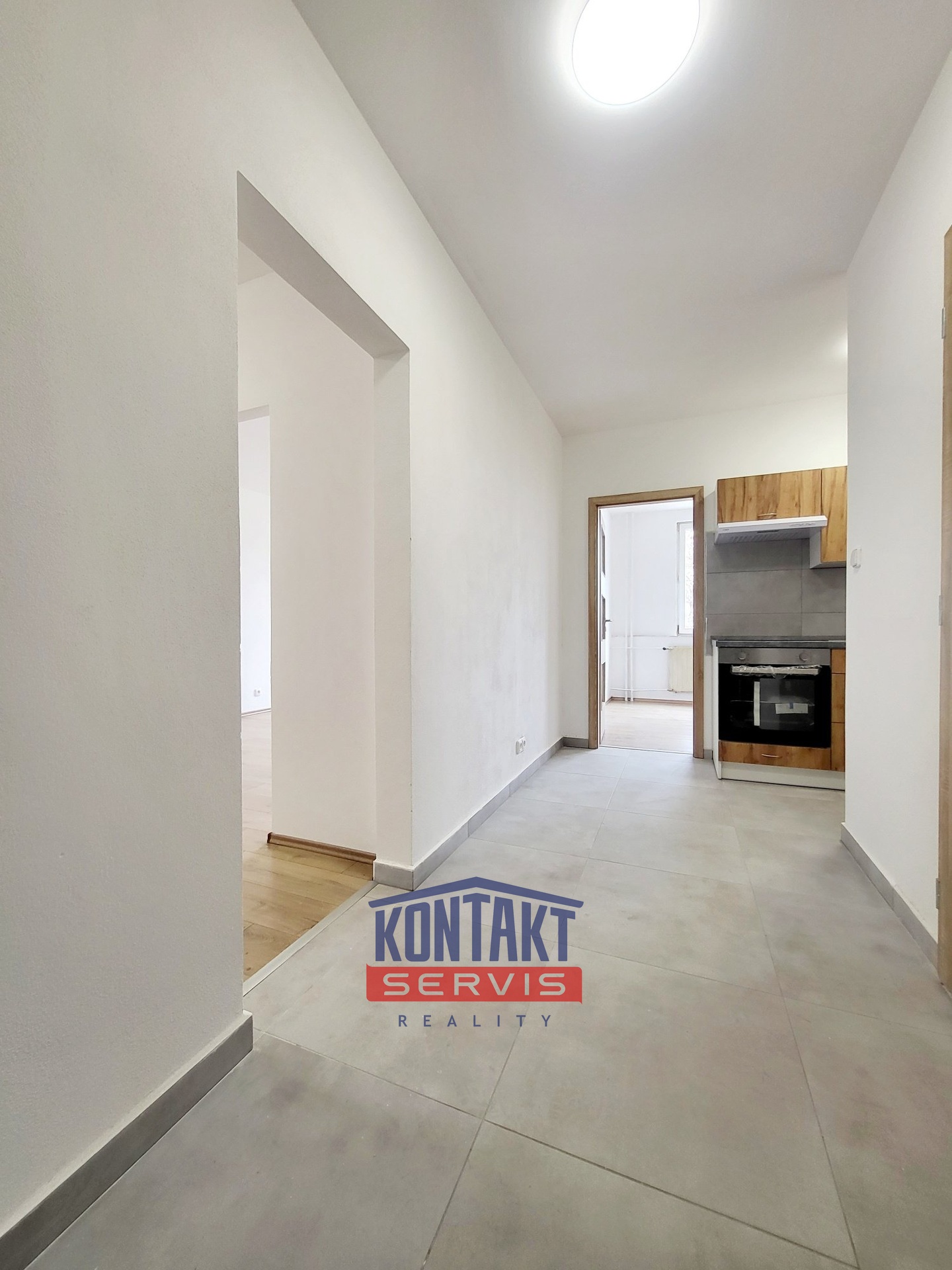 20250409_130943_resized