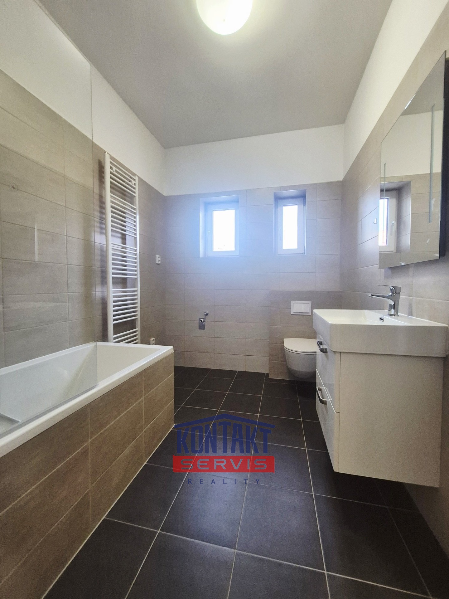 20260303_162939_resized