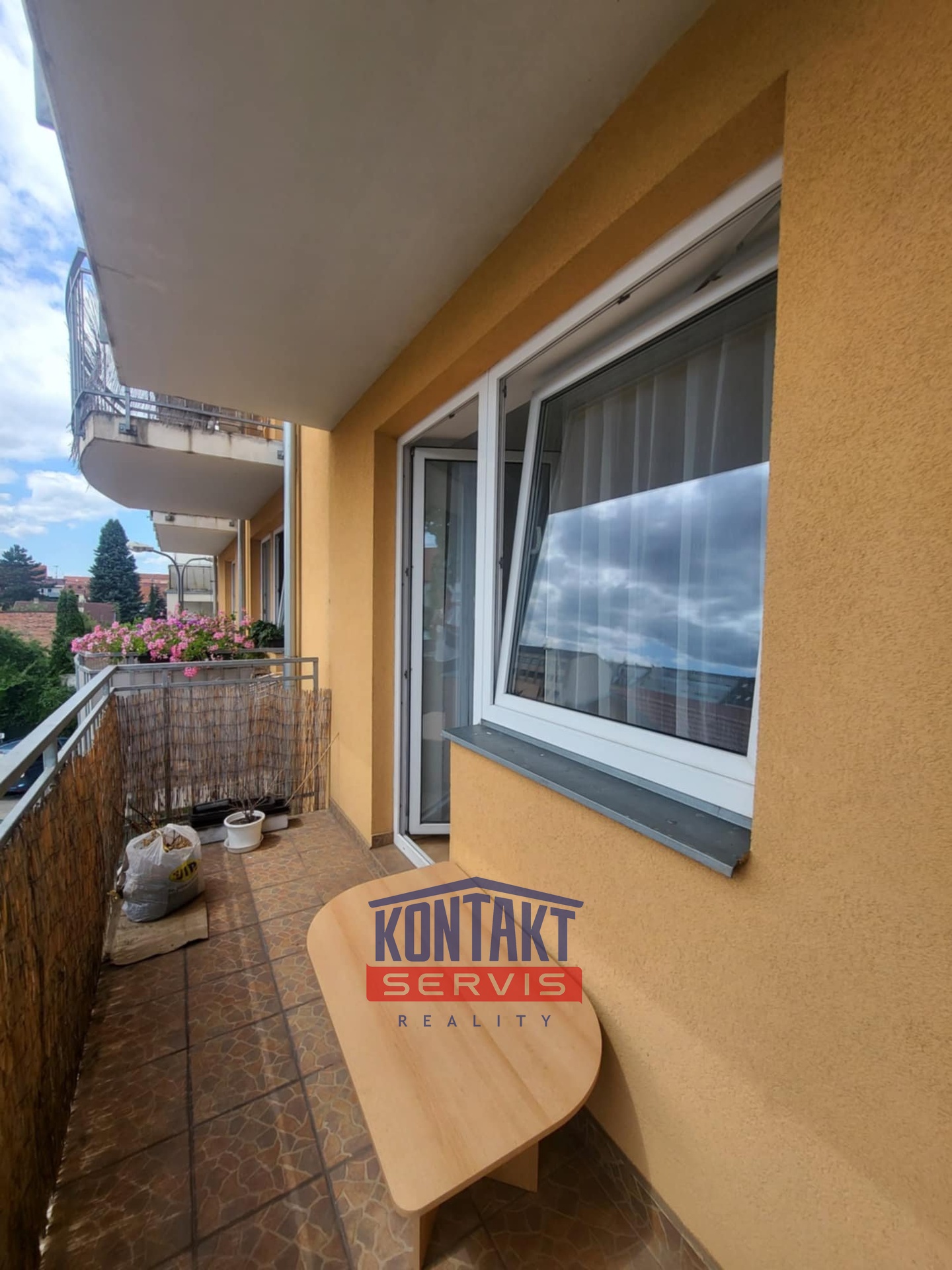 Messenger_creation_2A0AB1E8-04BF-4848-85E7-D37D7438C0BB