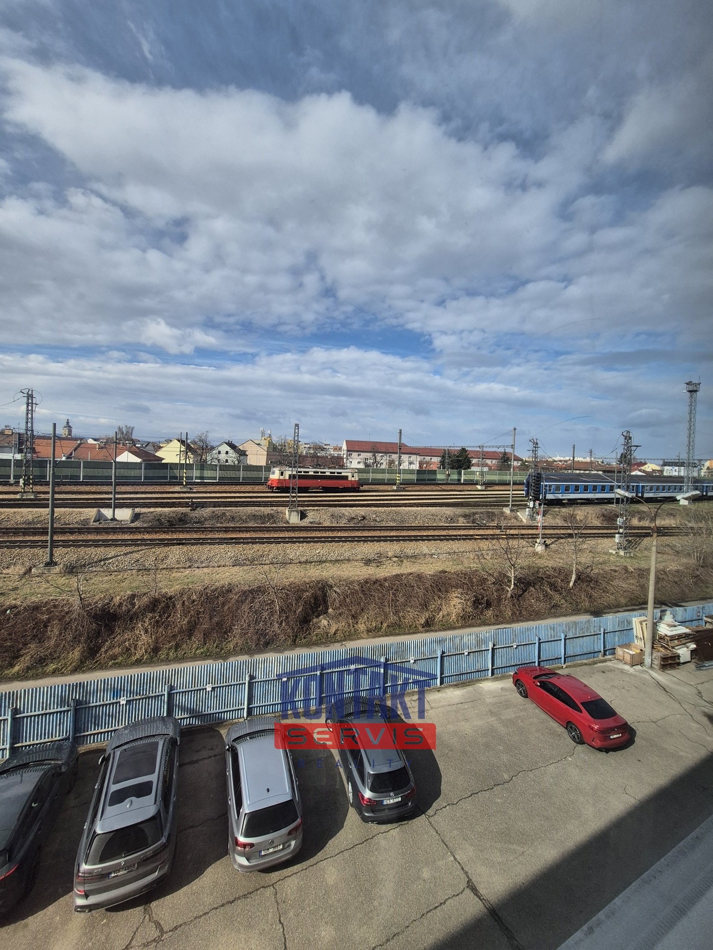 20260316_103255_resized