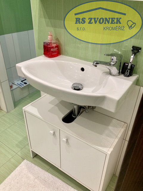 Pronájem BOV 2+1 Nádražní, Chropyně