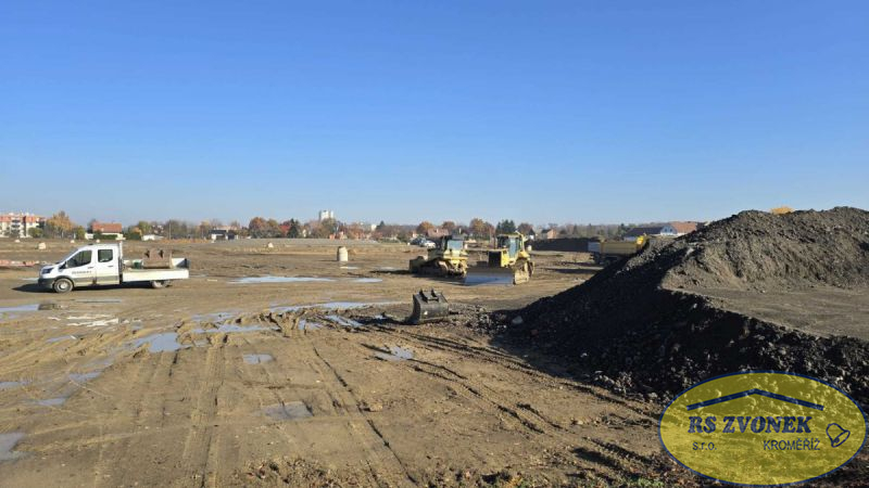 Pozemek 790 m2 pro výstavbu bungalovu 4+kk, Kroměříž