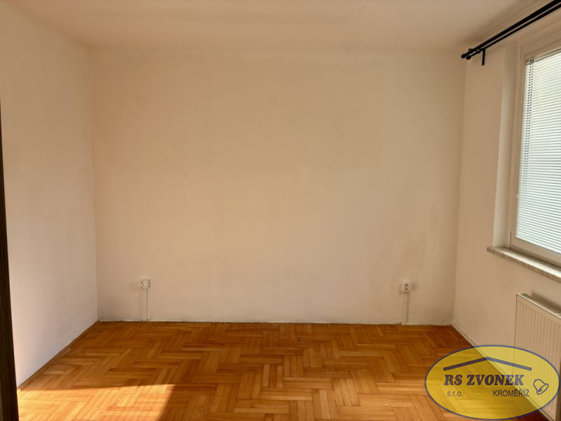 Pronájem panelového bytu 3+1, 61 m2, Nádražní, Šternberk