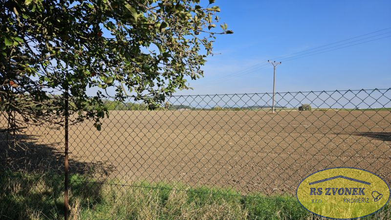 Prodej pozemku 1507m2, Zlobice