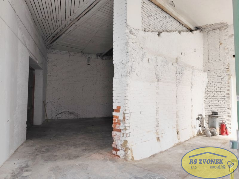 Skladovací a výrobní prostory, OL