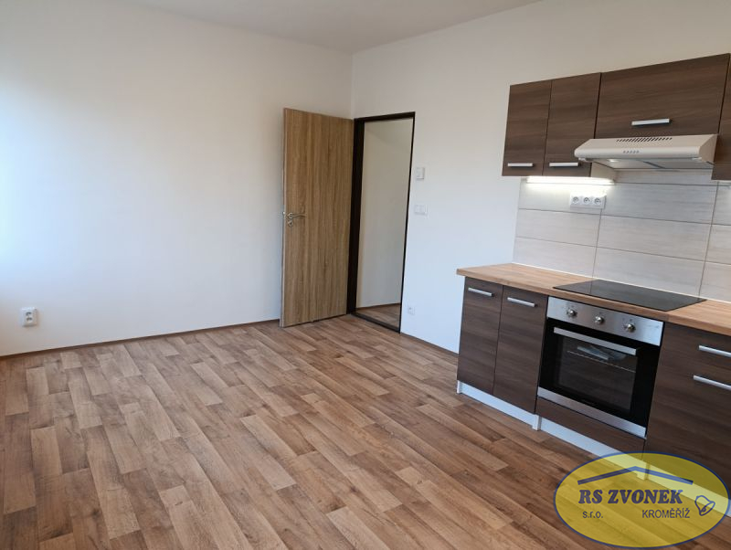 Pronájem bytu 2+kk Hulín, centrum