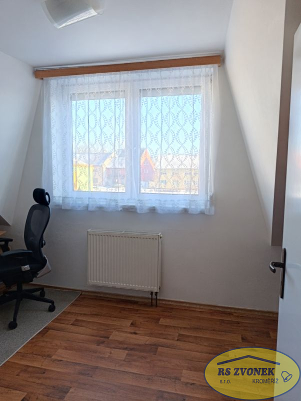 Pronájem podkrovního bytu 3+kk, Hulín, Jiráskova