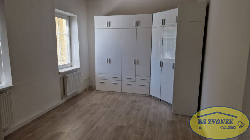 Pronájem bytu 3+1, Holešov, centrum