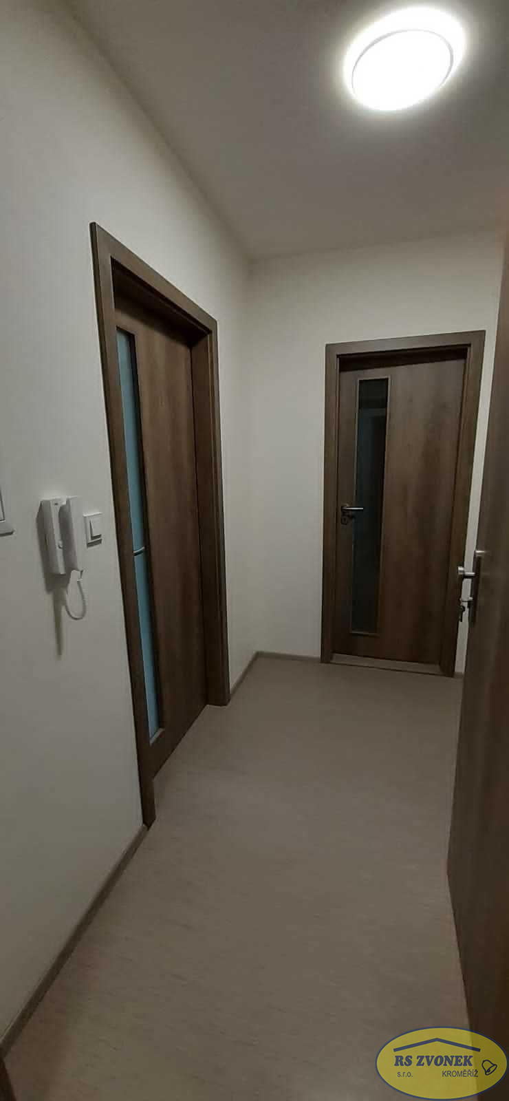 Pronájem cihlového bytu 1+1, Hlušovice