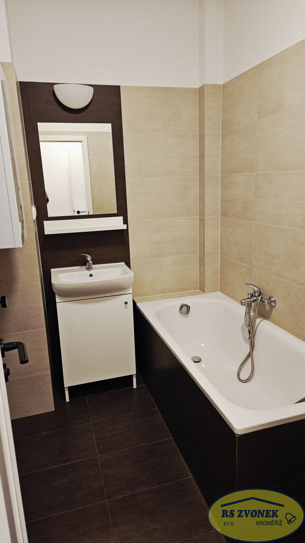 Pronájem bytu 1+1 Kroměříž 10 500 Kč, foto 3