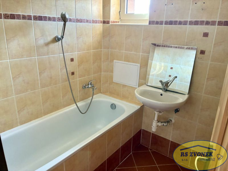 Pronájem cihlového bytu 2+kk, 40 m2, Šternberk