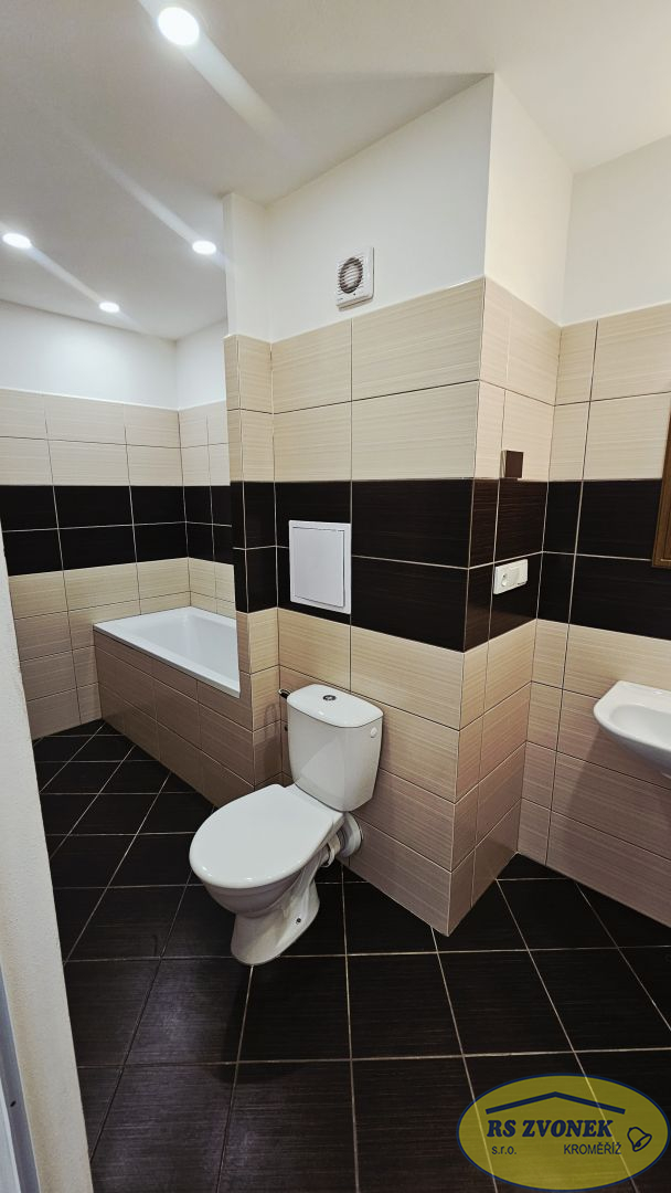 Pronájem BOV 3+1, 17. listopadu, KM