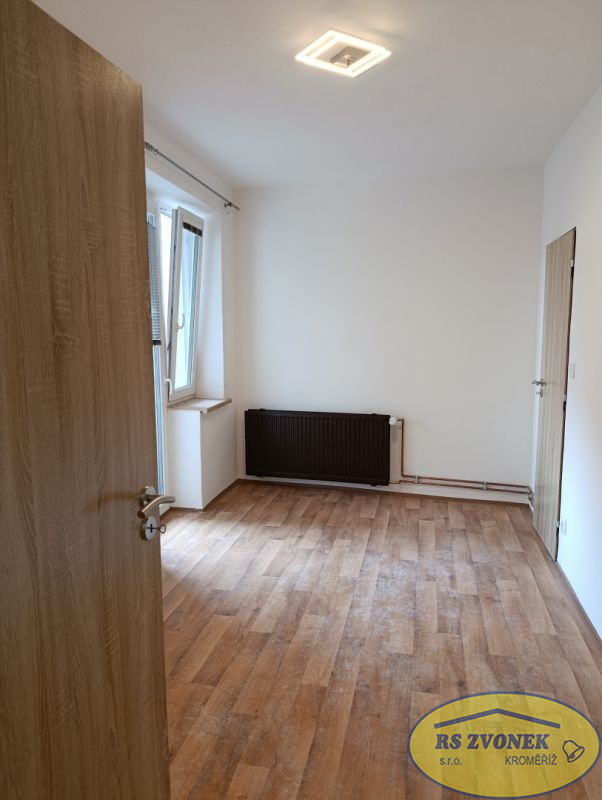Pronájem bytu 2+kk Hulín, centrum
