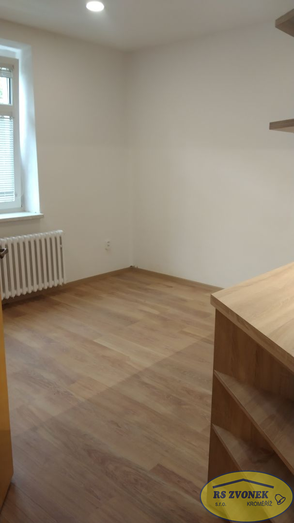 Podnájem bytu 3+1, Březinova, Kroměříž