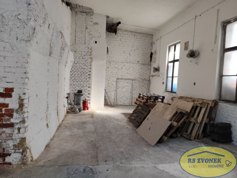 Skladovací a výrobní prostory, OL