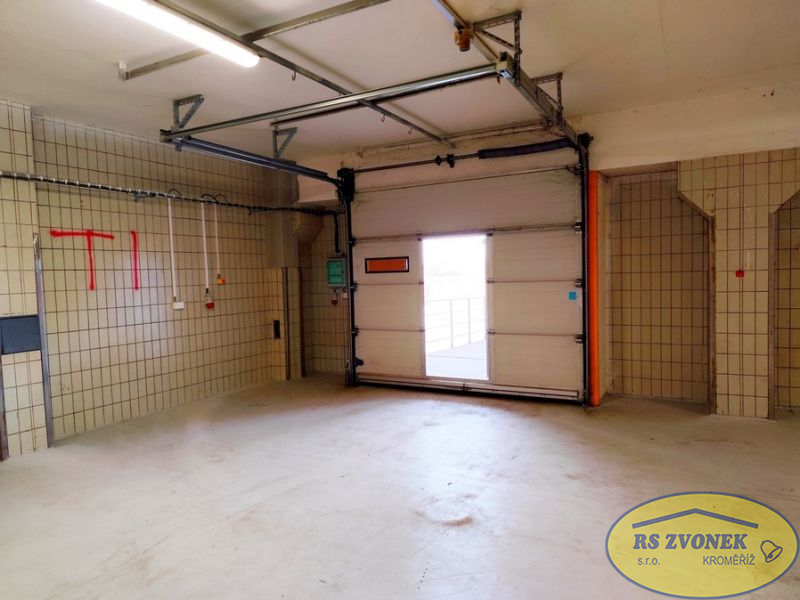 Skladovací a výrobní prostory, OL