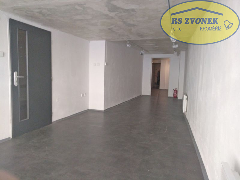 Pron. obchodu, ul.1.Máje, Olomouc