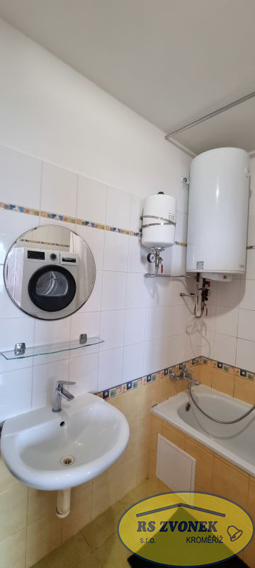 Pronájem mezonetového BOV 2+KK s terasou, U Trati,