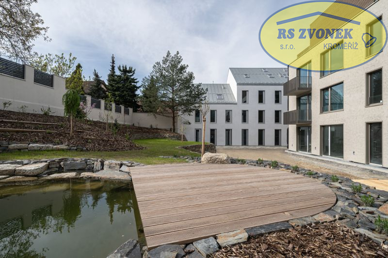 Pronájem nadstandard. bytu 2+kk v rezidenci Wechův dvůr, KM