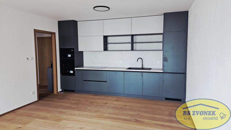 Pronájem nadstandard. bytu 2+kk v rezidenci Wechův dvůr, KM