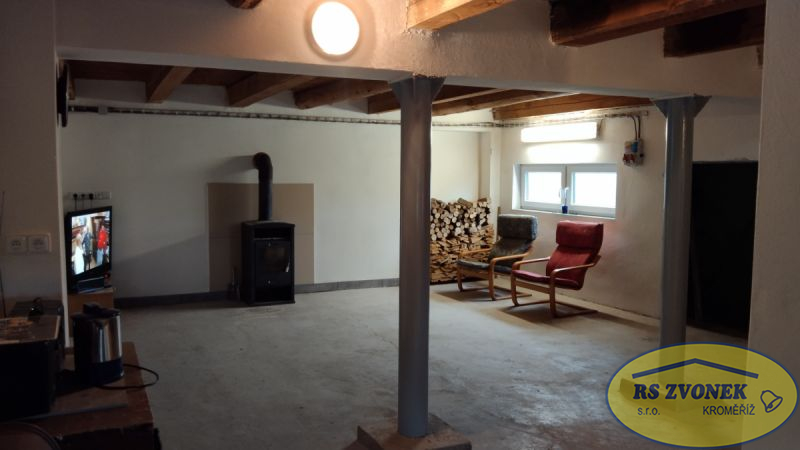 Pronájem skladu Tučapy u Holešova