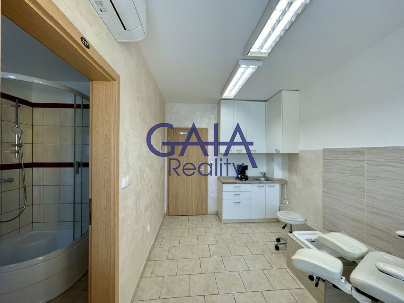 Prostory k pronájmu pro poskytování služeb